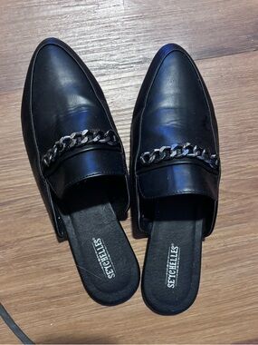 Seychelles Black Chain-Trim Slip-On Loafers